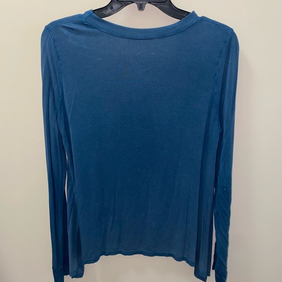 American Eagle long sleeve - Picture 2 of 3